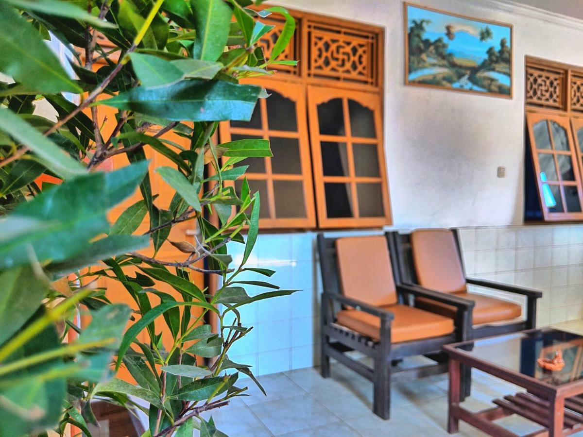 Serangan Inn II Padangbai  Exterior photo