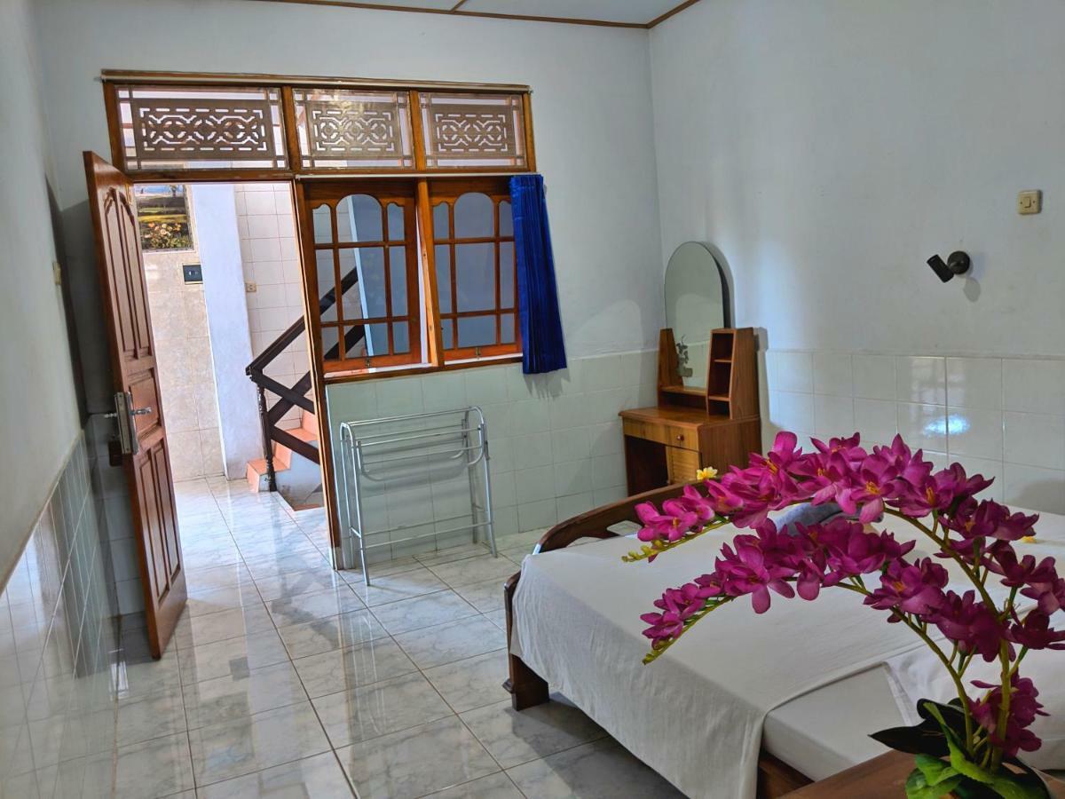 Serangan Inn II Padangbai  Exterior photo